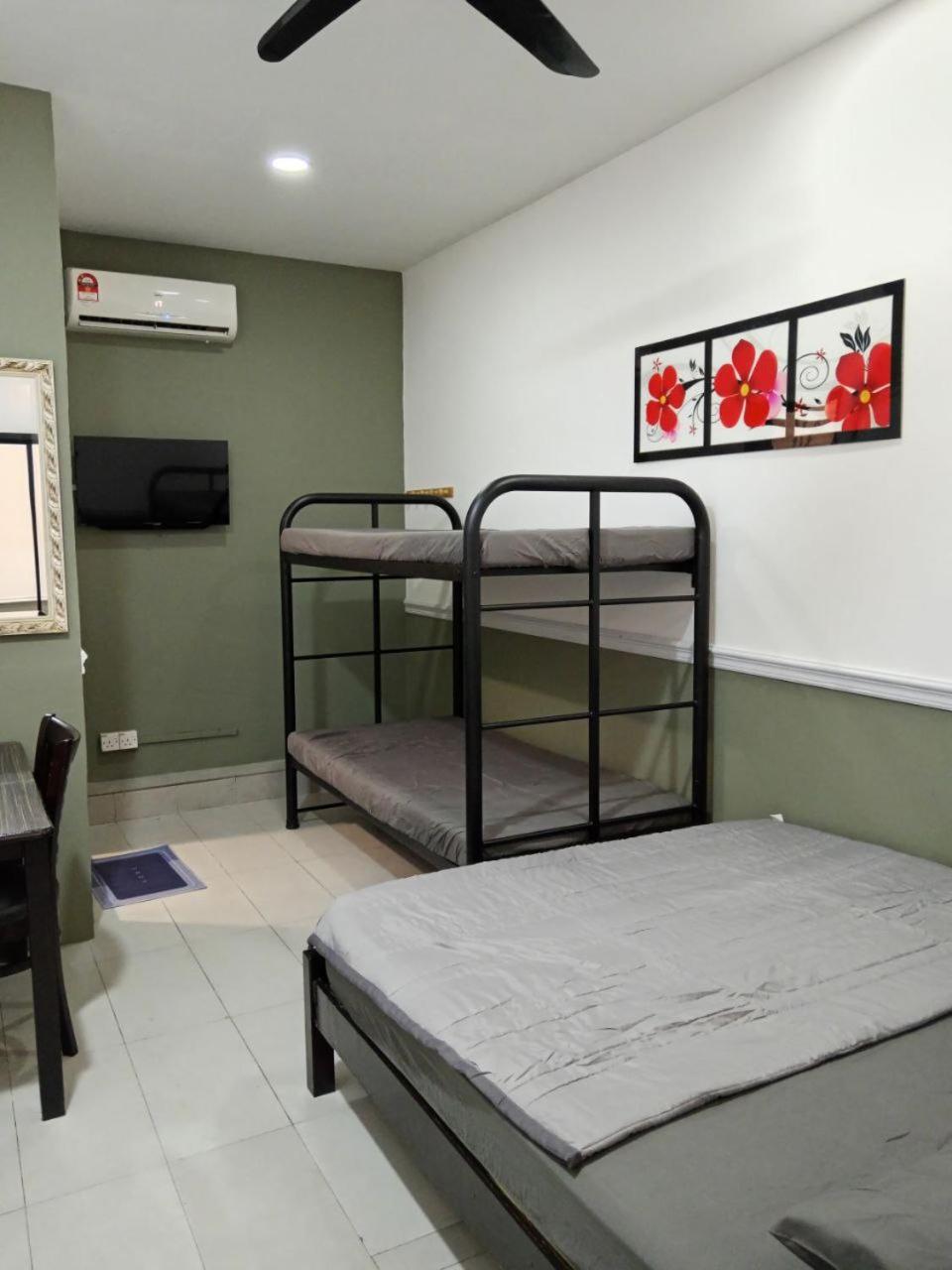 Hotel Seri Intan Tampin Quarto foto